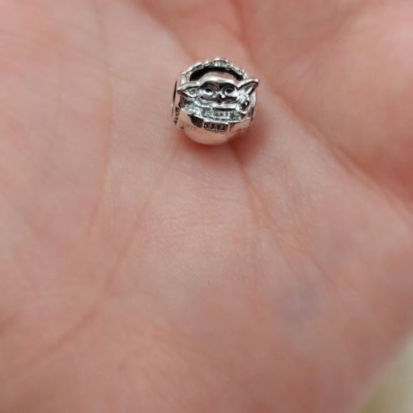 925 Silver?Grogu and Crib Charm - Picture 4 of 5